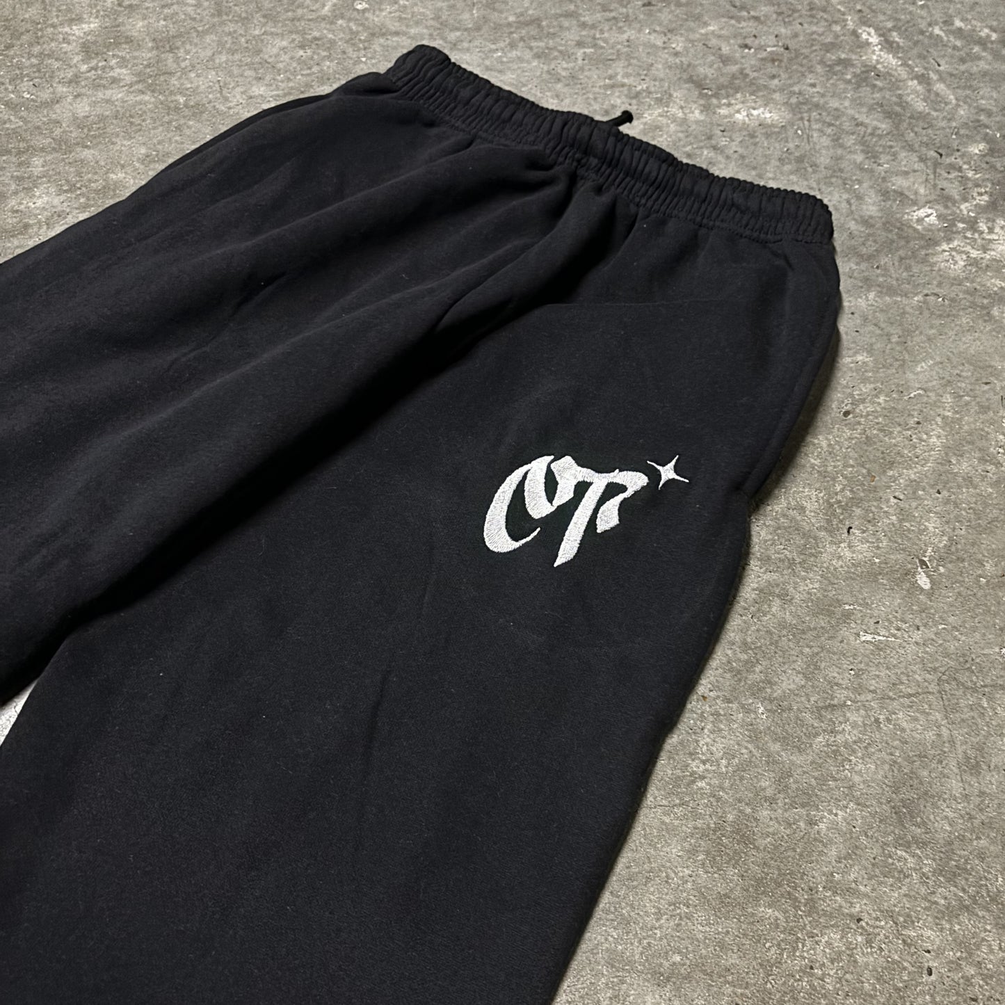 BLACK JOG